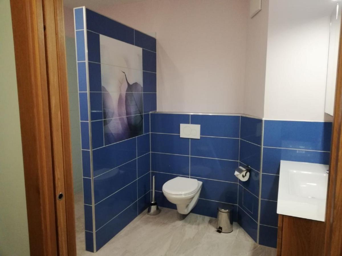 Haus Monti Hotell Maria Lanzendorf Exteriör bild